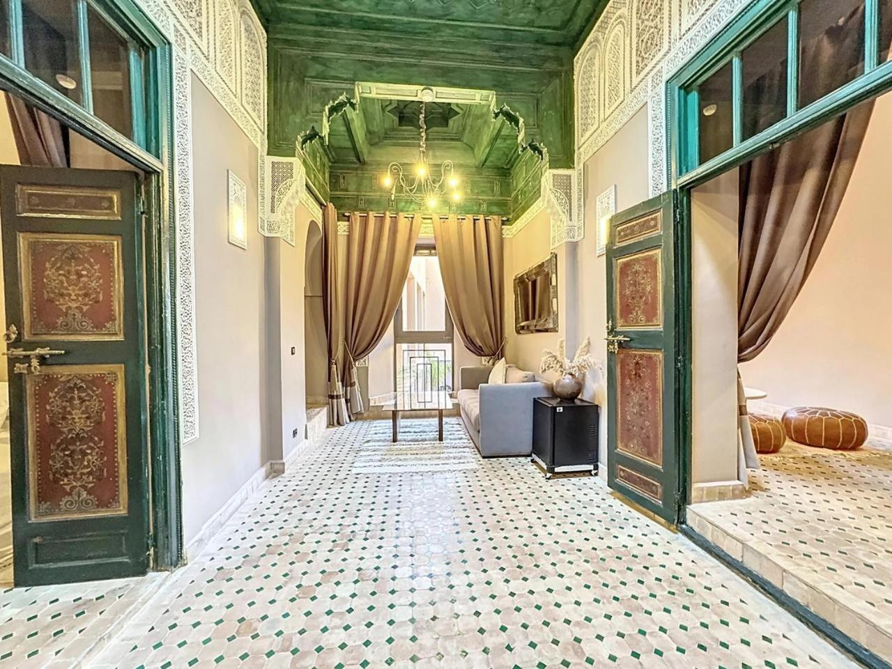 Le Medina Privilege Riad & Spa マラケシュ エクステリア 写真